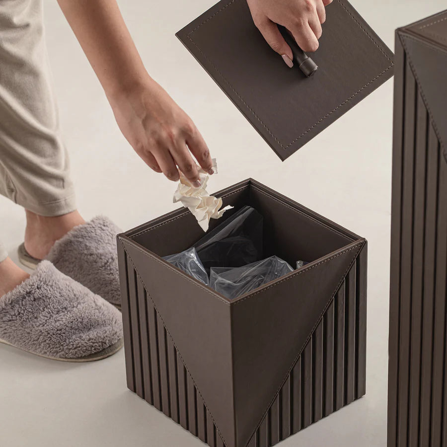 Elegant Fluted Wastebin - grahsajja