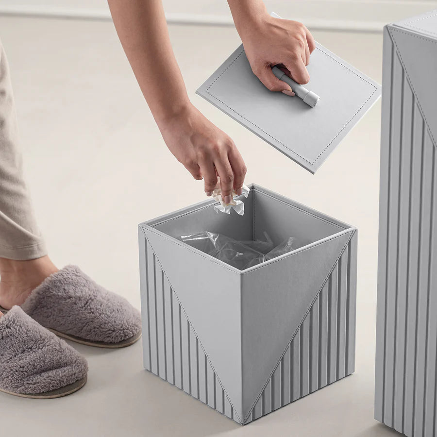 Elegant Fluted Wastebin - grahsajja