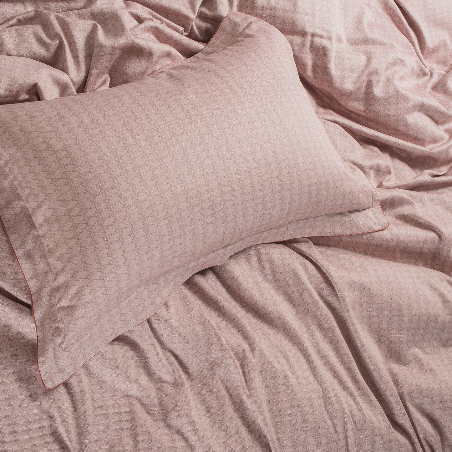 Spread Home GEO TOKYO 500 THREAD COUNT BEDDING SET - grahsajja