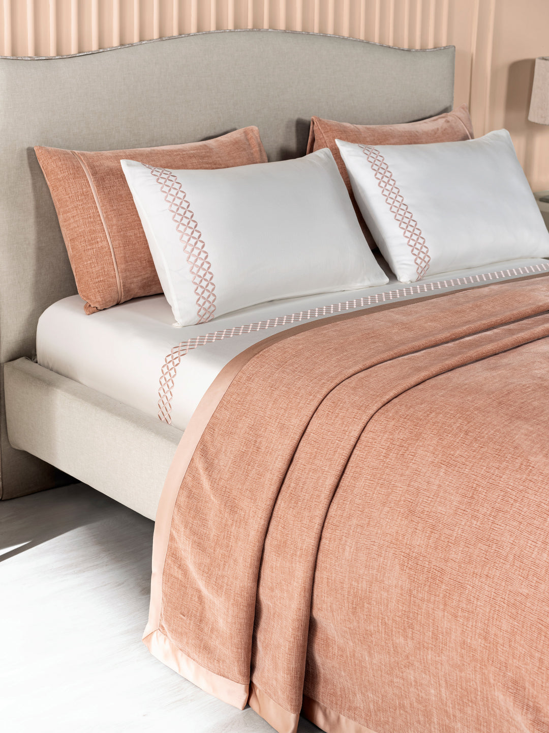 D'decor Beautiful Living Celestia Collection Coral