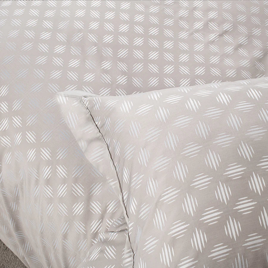 Spread Spain 600 TC Modal Jacquard Bedding Collection