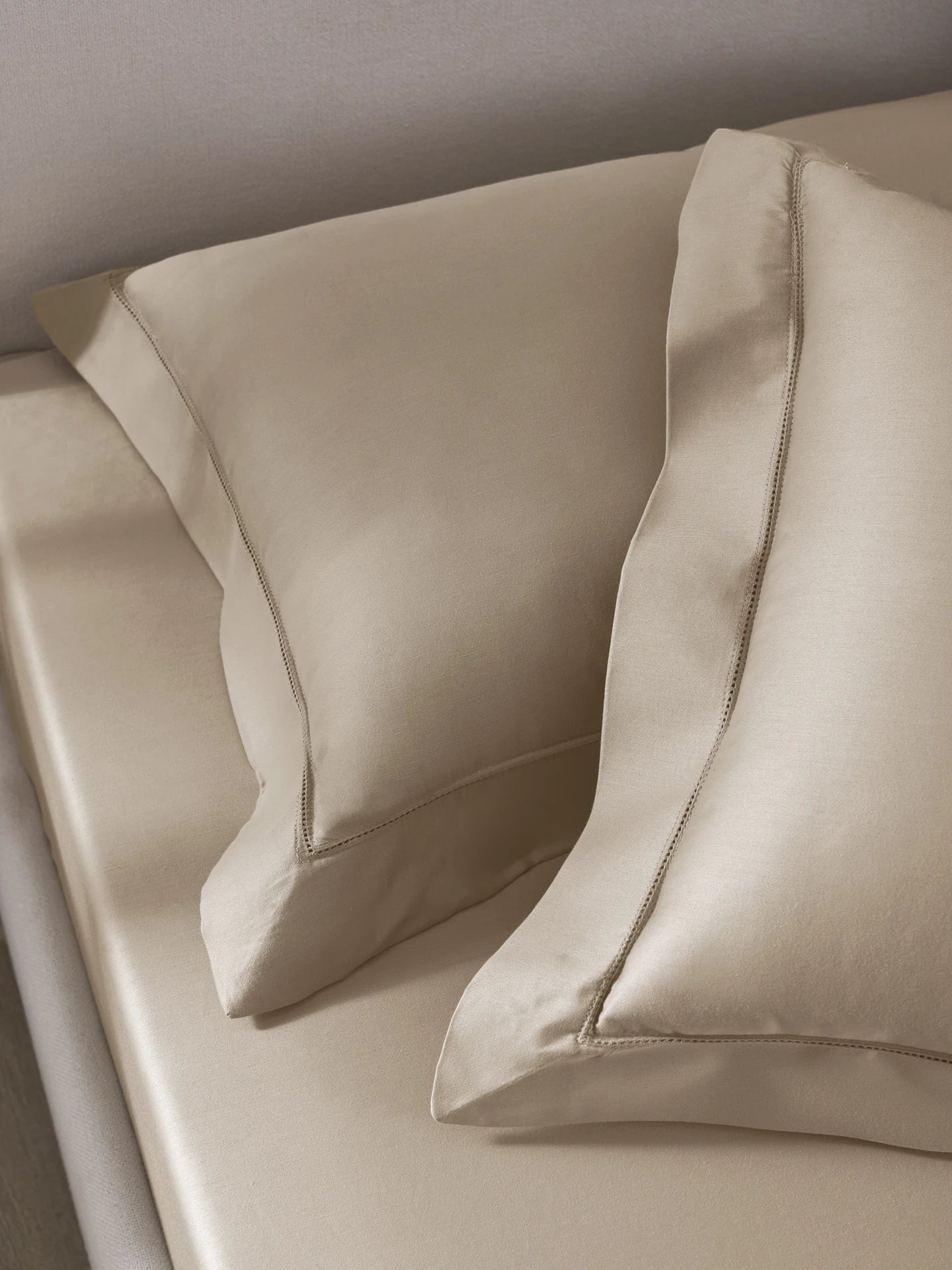 Plain Bedsheet P002 Cobblestone By (Sansaar A D'decor Brand)