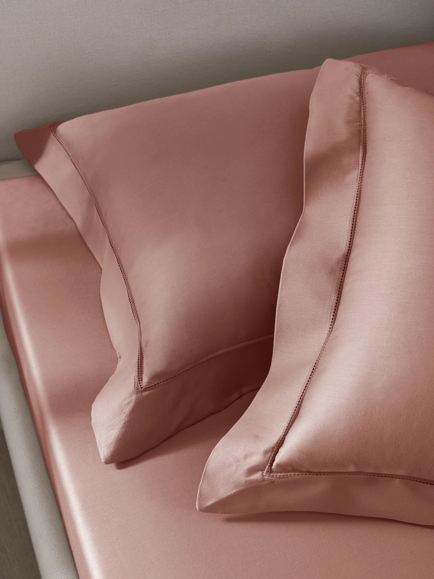 Plain Bedsheet P002 Withered Rose By (Sansaar A D'decor Brand)