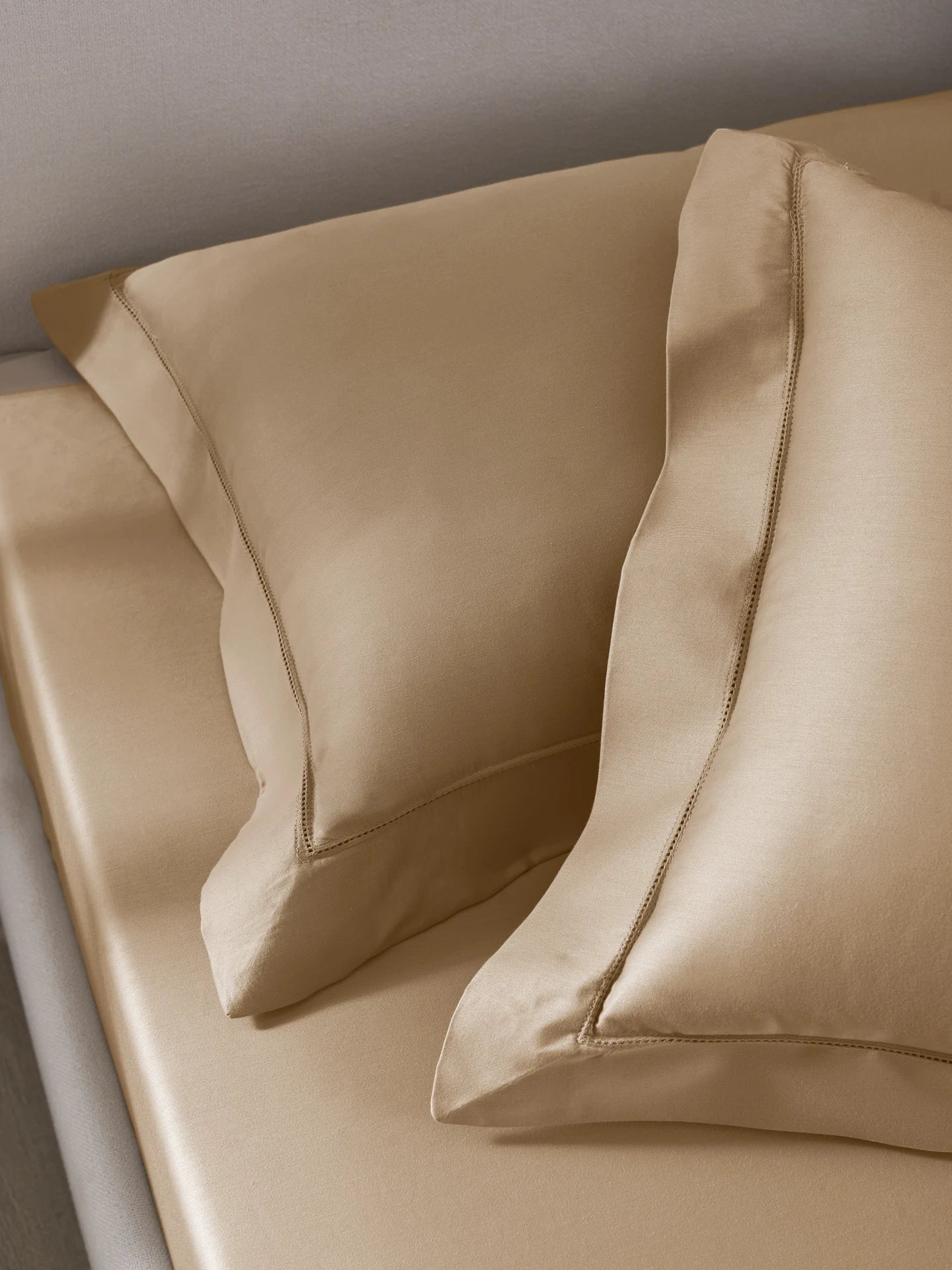 Plain Bedsheet P002 Coffee By (Sansaar A D'decor Brand)
