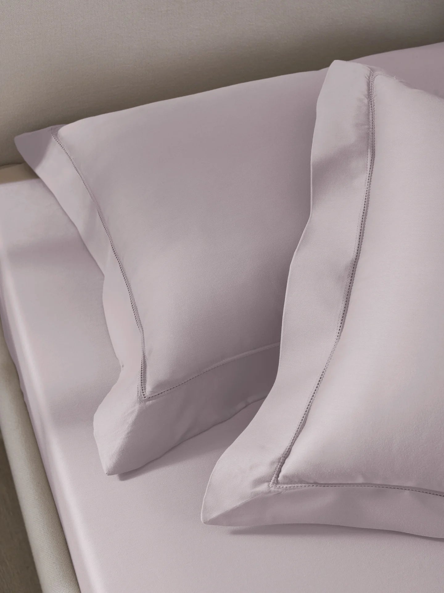Plain Bedsheet P002 Lavender By (Sansaar A D'decor Brand)