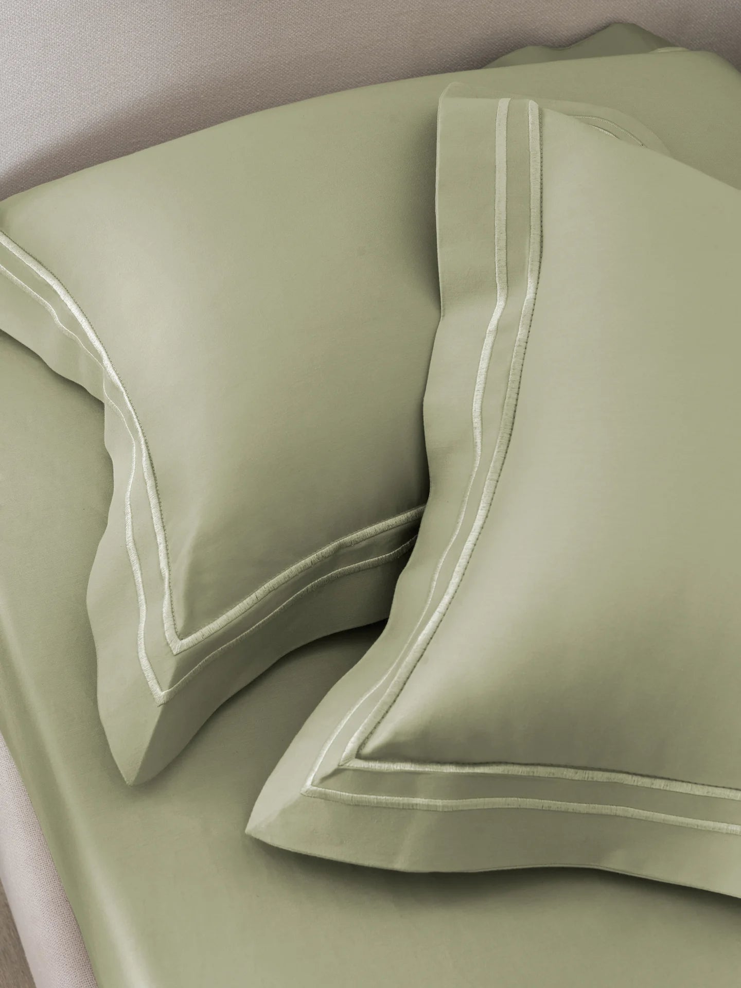 Plain Bedding Set Collection P007 Wild Foliage By (Sansaar A D'decor Brand)