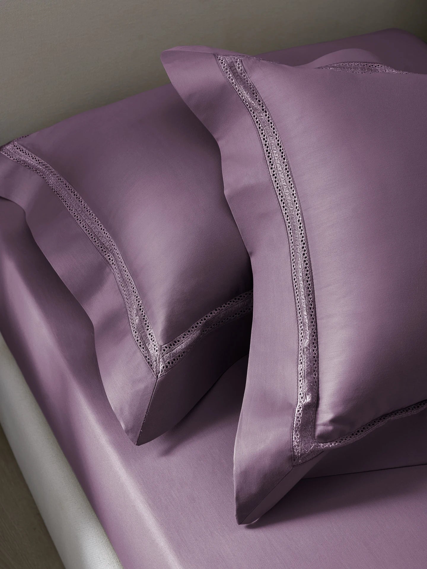 Plain Bedsheet P009 Purple By (Sansaar A D'decor Brand)