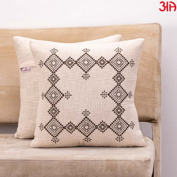 MODERN FOLK EMBROIDERY