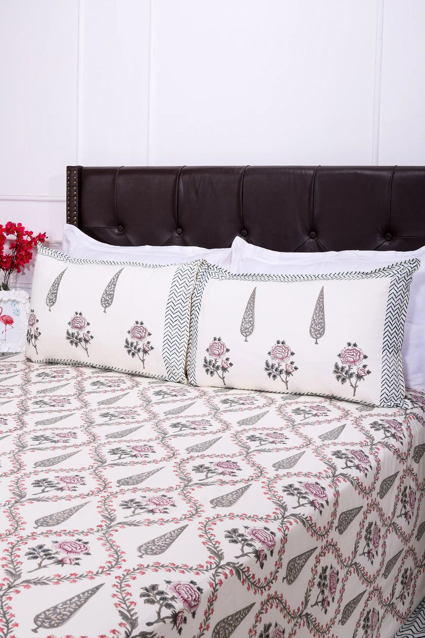 Cypress & Rose jaal block Cream Cotton Percale Bedsheet -108 x 108inch - grahsajja