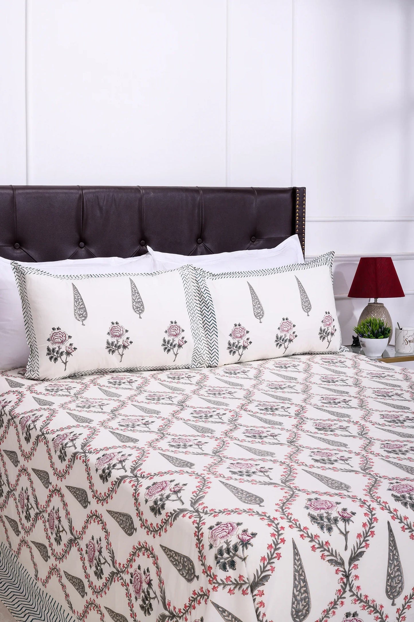Cypress & Rose jaal block Cream Cotton Percale Bedsheet -108 x 108inch - grahsajja
