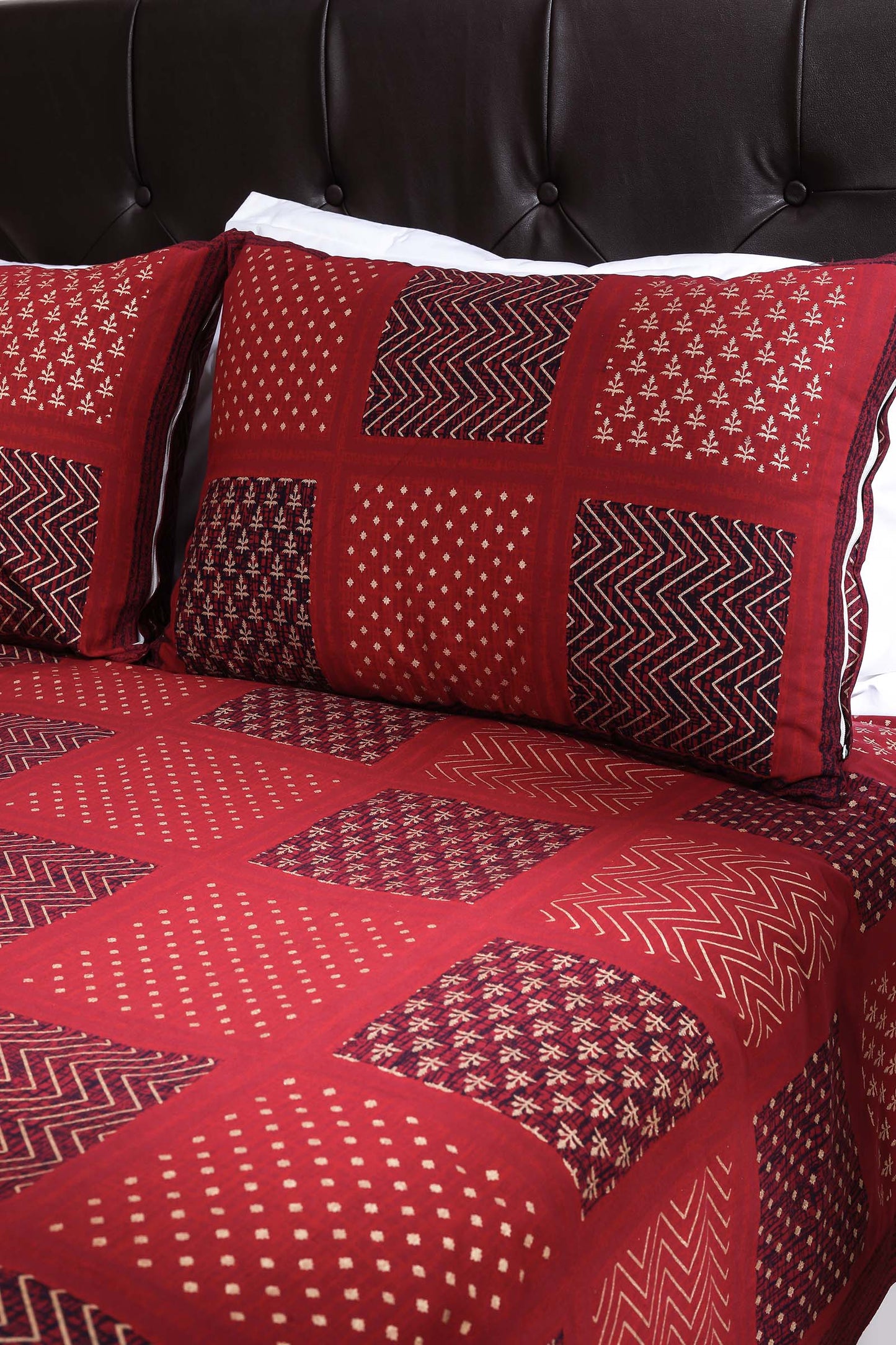 Block Printed Bedsheet Patch Print Maroon 90 x 108inch - grahsajja