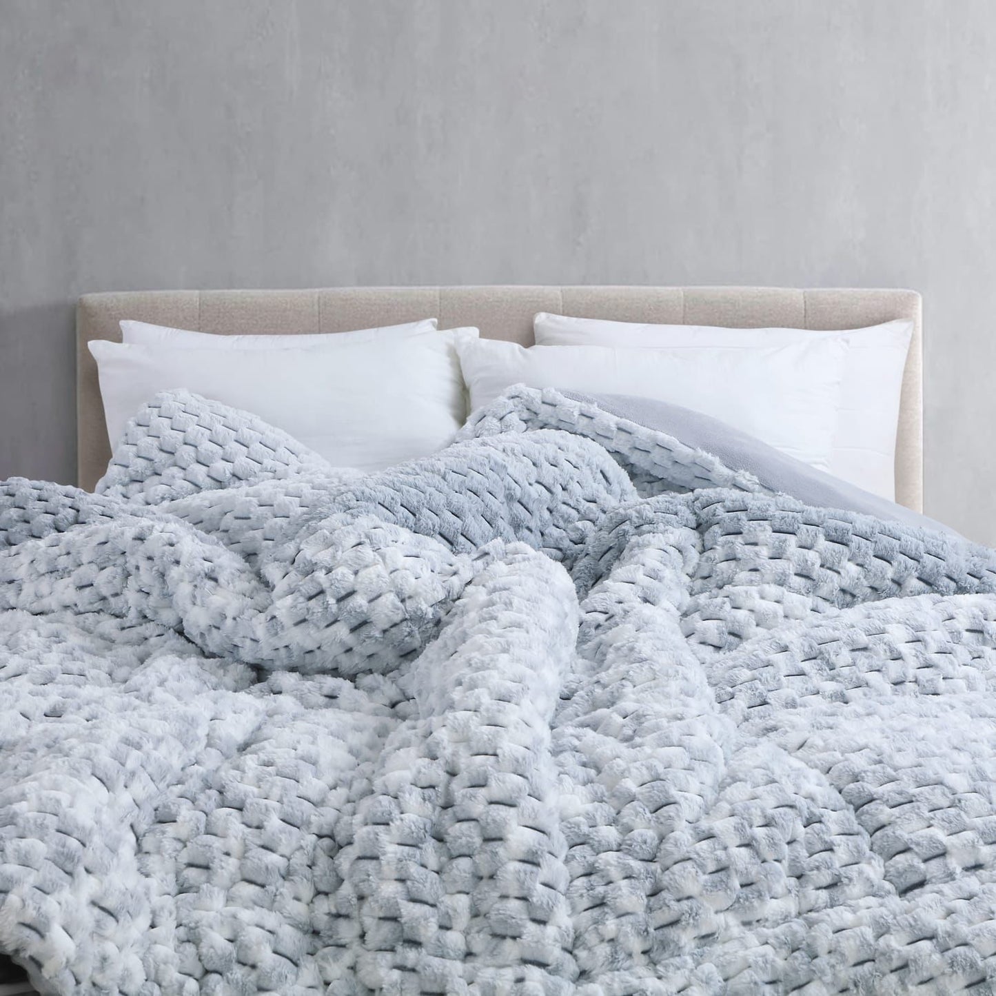 Moonlight WInter Fauxfur double bed Blanket - grahsajja