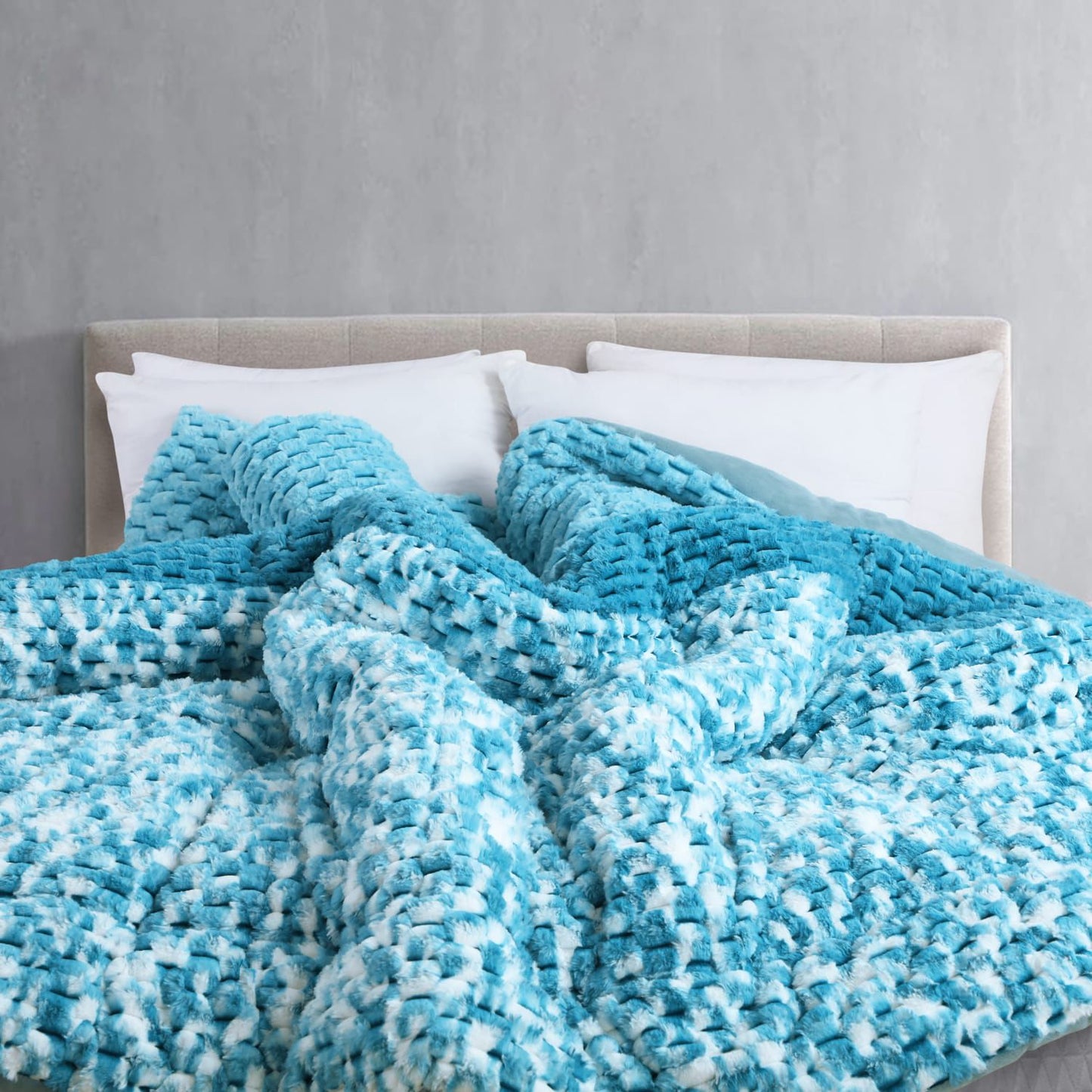 Moonlight WInter Fauxfur double bed Blanket - grahsajja