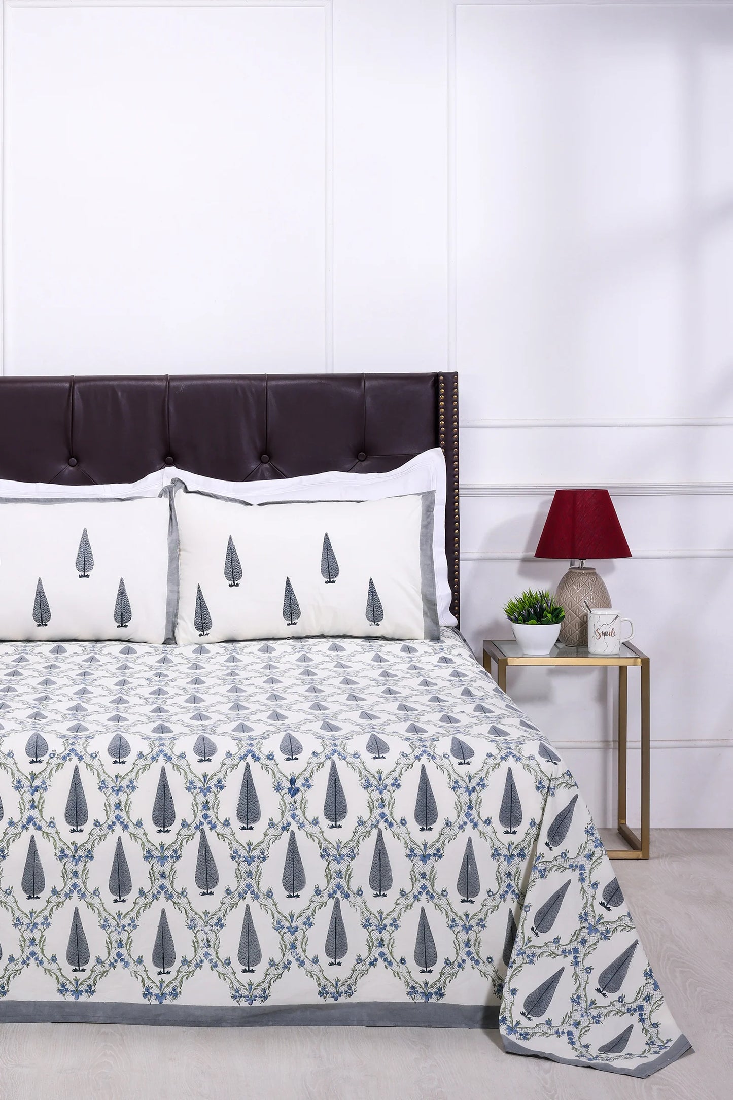 Zania Jaal Cream Cotton Percale Bedsheet -108 x 108inch - grahsajja