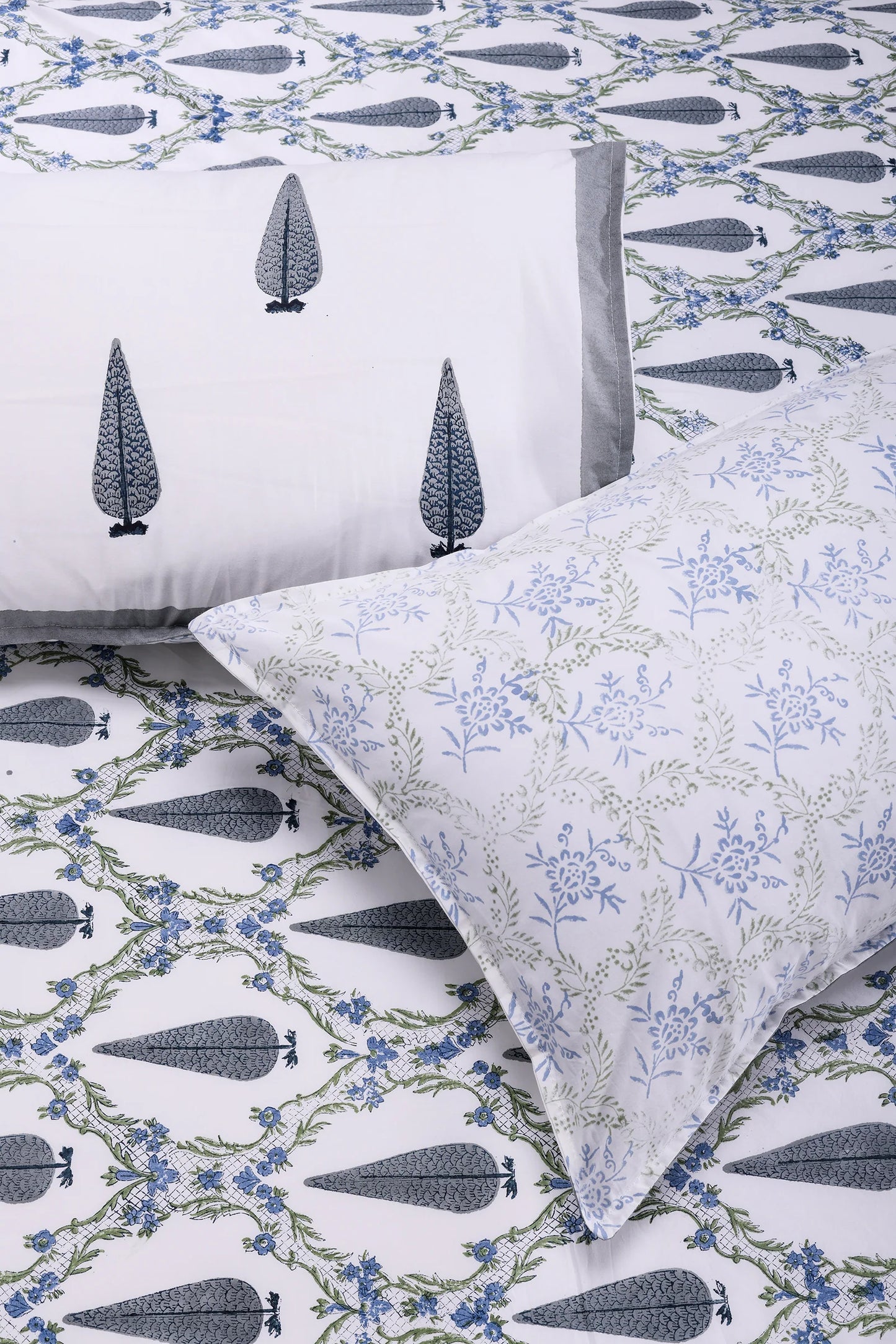 Zania Jaal Grey Cotton Percale Bedsheet -108 x 108inch - grahsajja