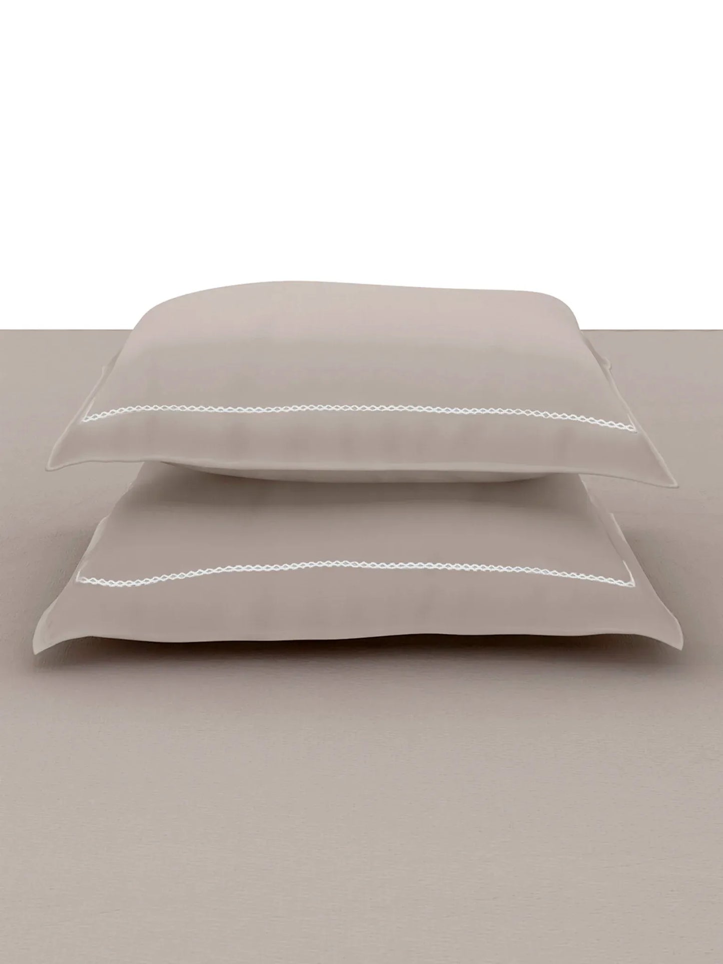 GRACE-RHINO GREY KING BED SHEET SET | 1 KING BEDSHEET, 2Pcs PILLOW COVERS