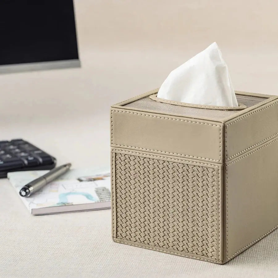 Riggiani Square Tissue Box SPREAD HOME PROD PVT LTD.