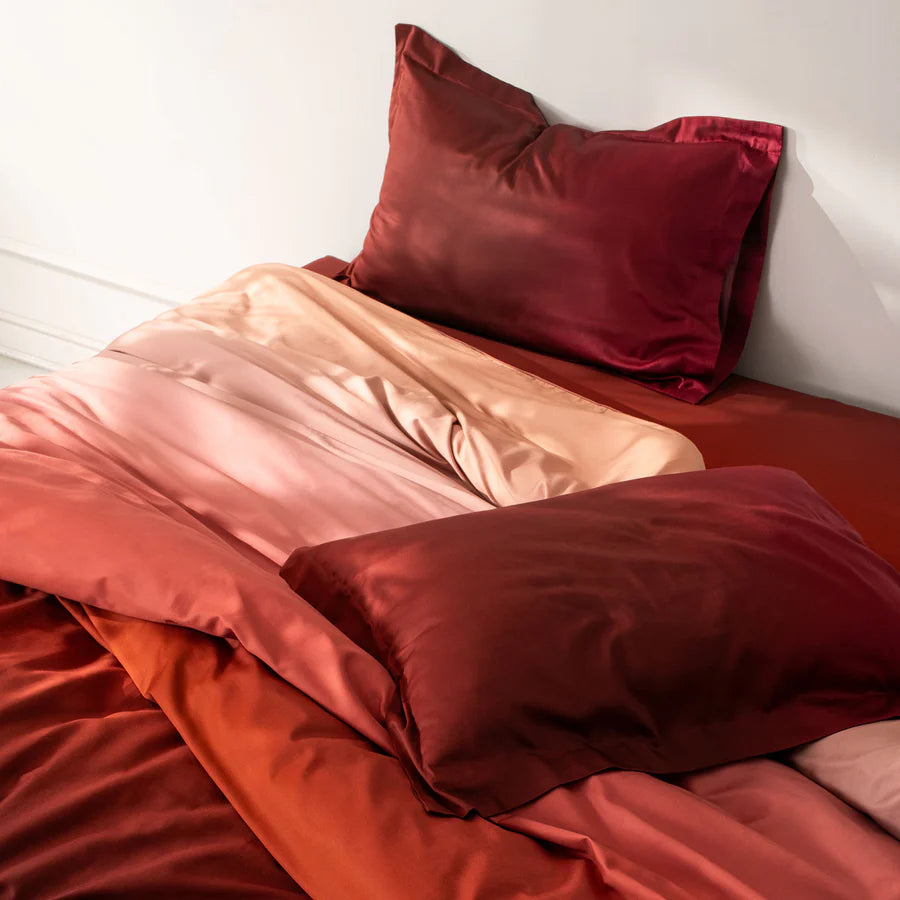Scarlet Hues 100% COTTON OMBREE BEDDING COLLECTION - STUNNING COLOURS SPREAD HOME PROD PVT LTD.