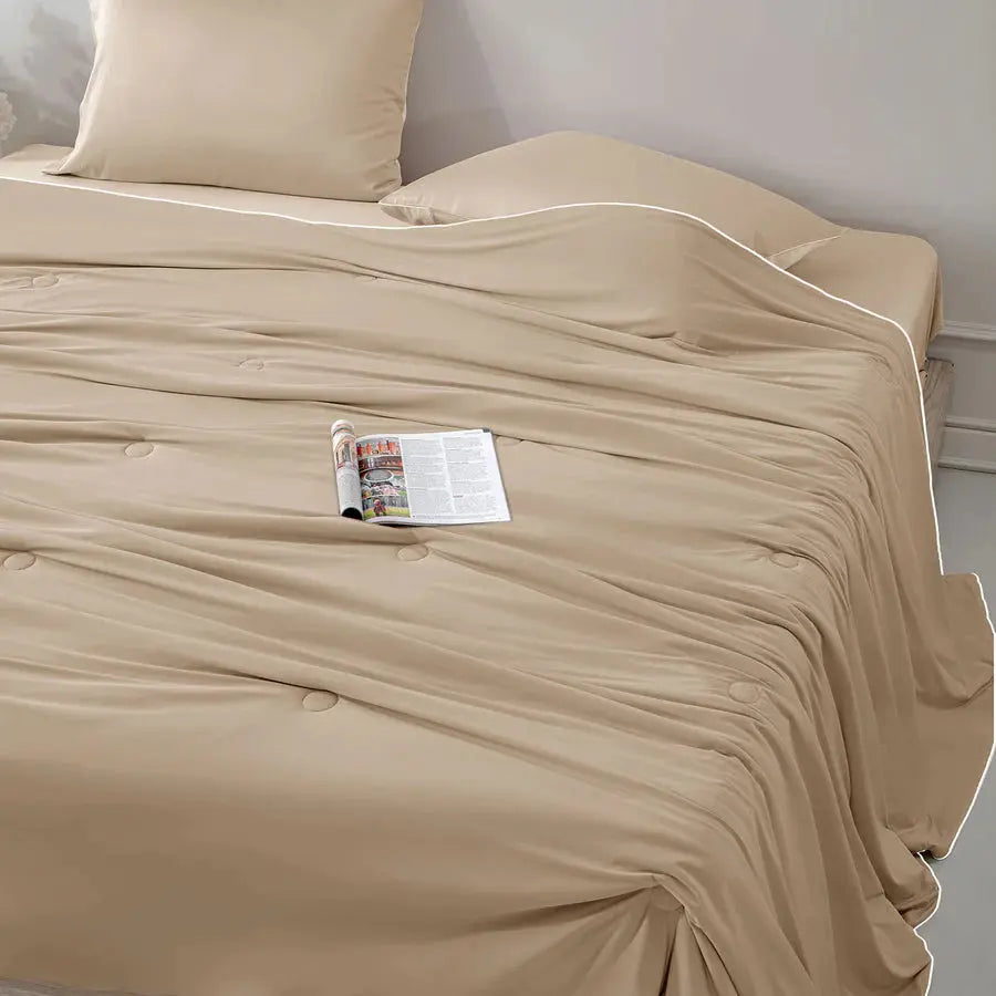 Sleepology Temprature control Quilt | Coffee SPREAD HOME PROD PVT LTD.