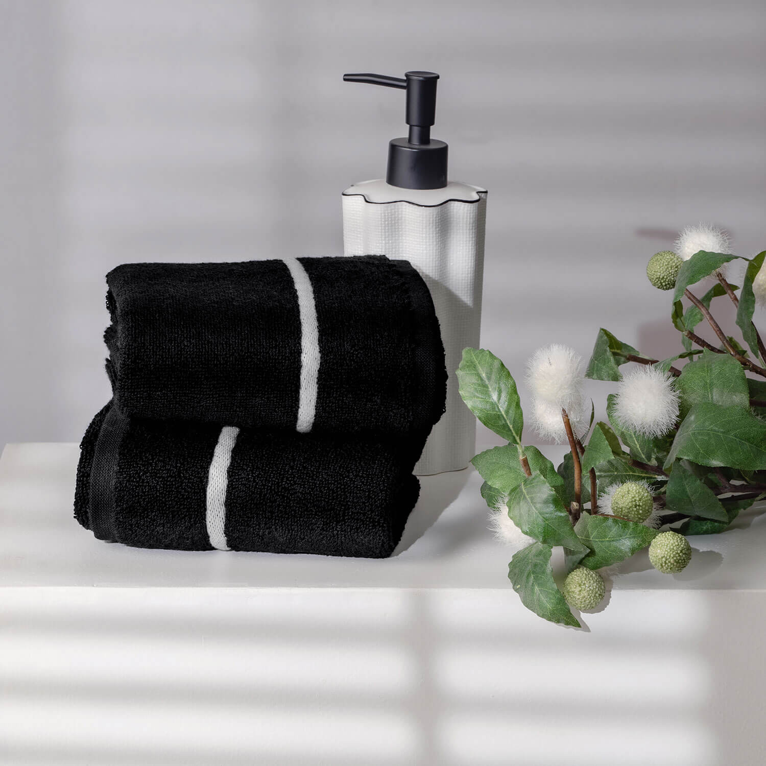 Spread Spain Limited Edition Towel | Black