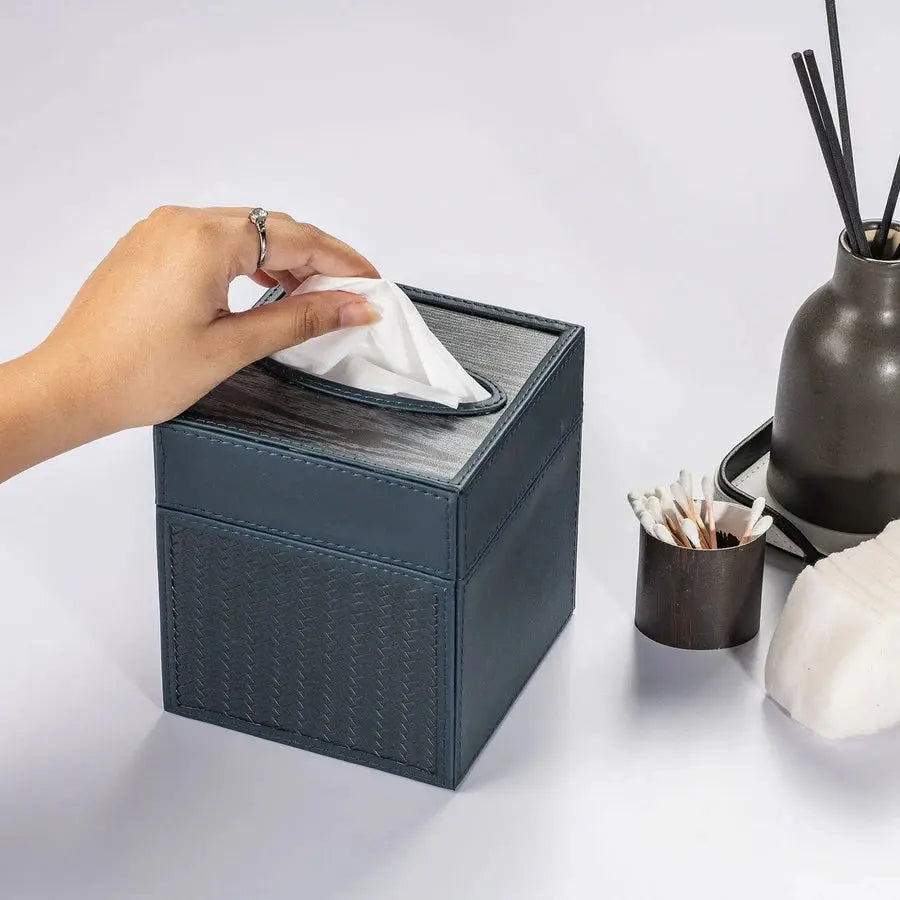Riggiani Square Tissue Box SPREAD HOME PROD PVT LTD.