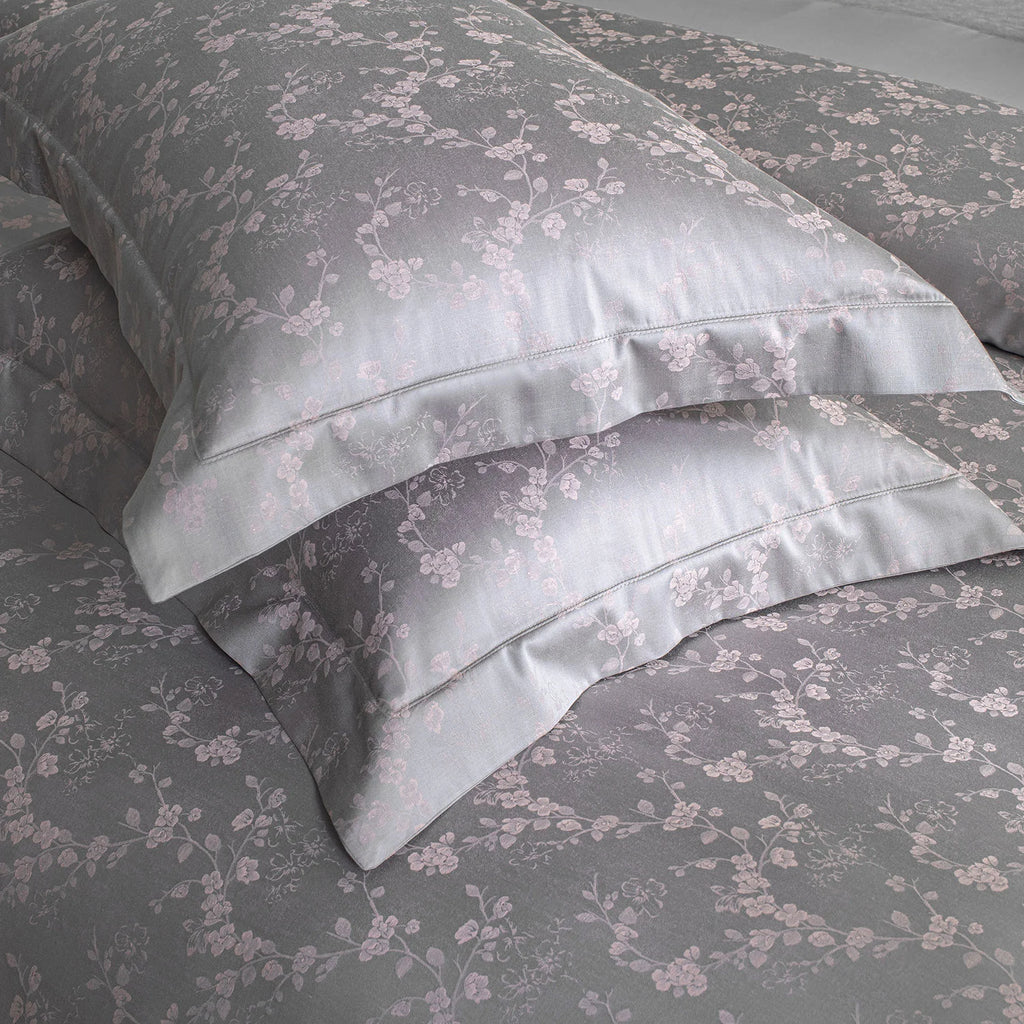 700 TC ITALIAN COUTURE ROYALE BEDDING SET (BLOSSOM) Grey