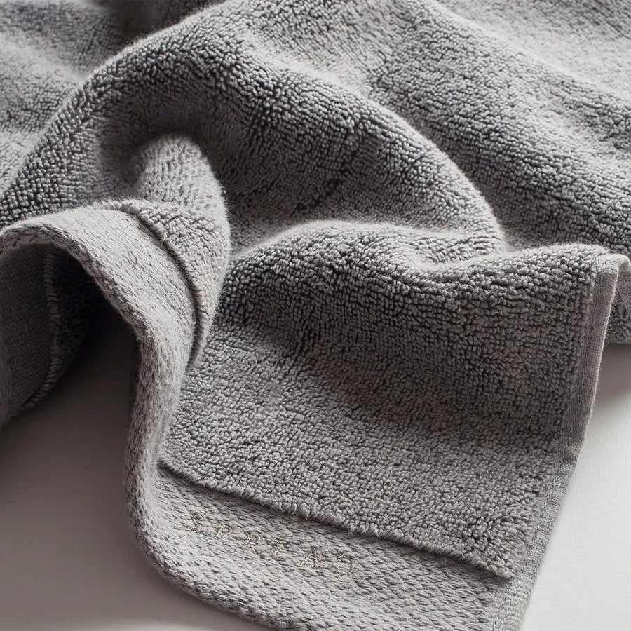 Spread Spain Resort - King of Towel Face Towel 2pc Set 33cm X 33cm - grahsajja