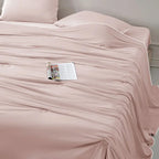 Sleepology Temprature control Quilt | Rose SPREAD HOME PROD PVT LTD.