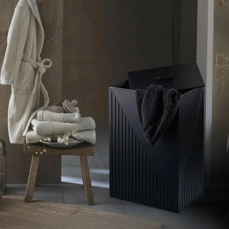 Elegant Fluted Laundry Hamper - grahsajja