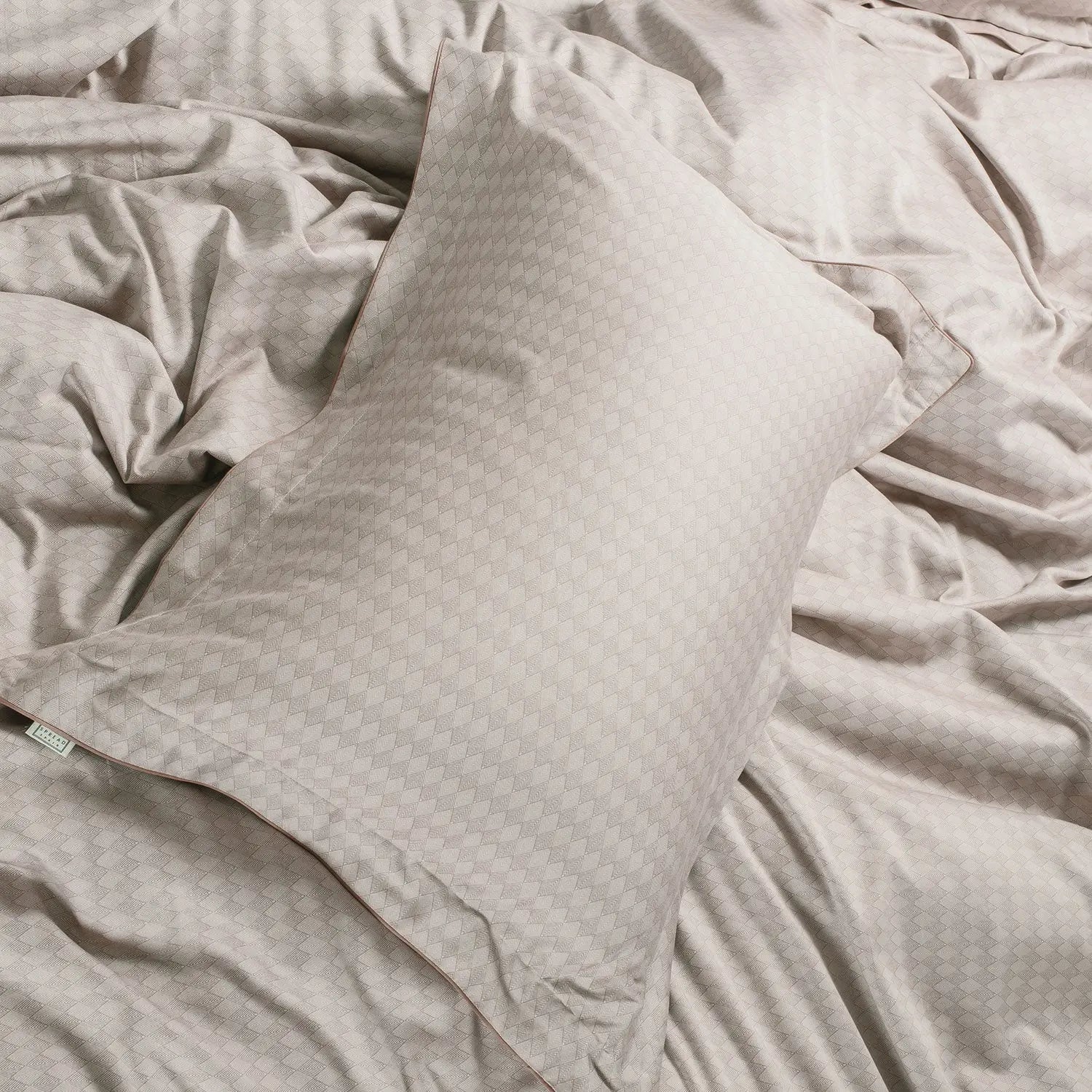 Spread Home GEO TOKYO 500 THREAD COUNT BEDDING SET - grahsajja