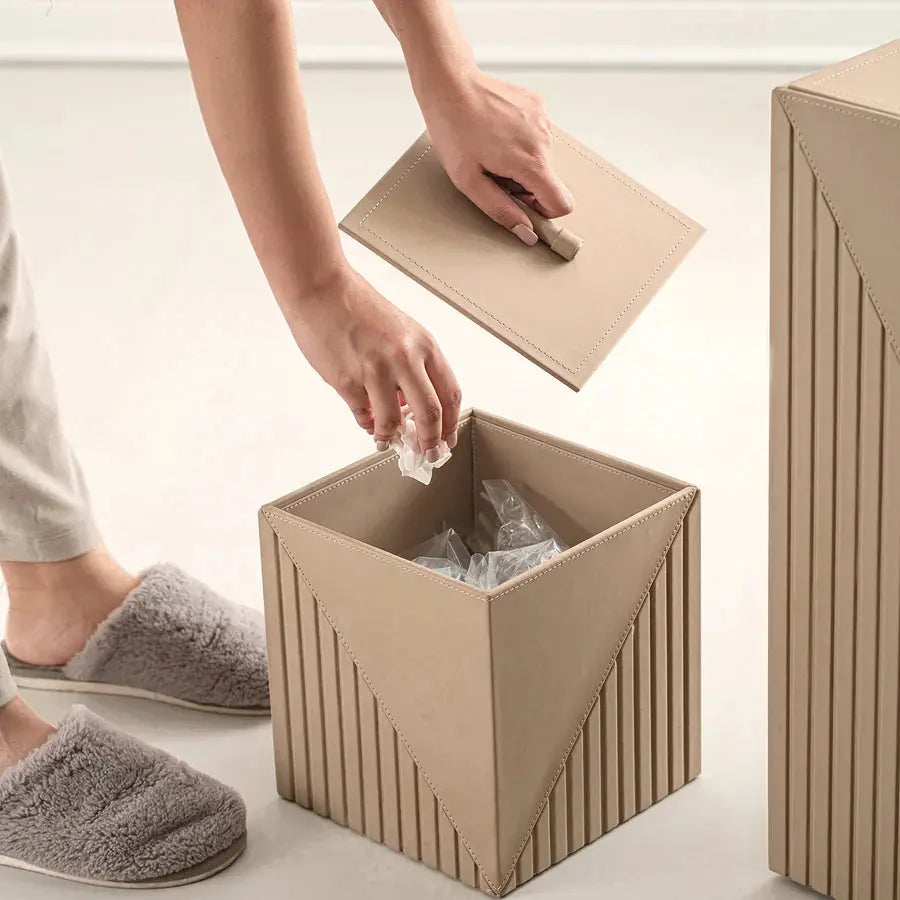 Elegant Fluted Wastebin - grahsajja