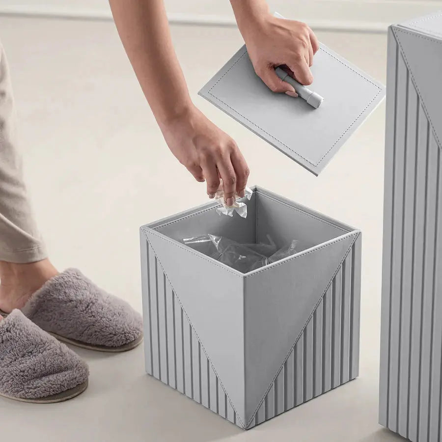 Elegant Fluted Wastebin - grahsajja