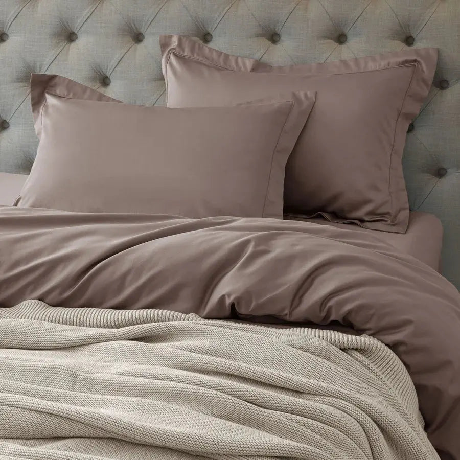 Spread Spain 900 TC Supima Cotton, Seasonless Luxury Bedding Mouse - grahsajja