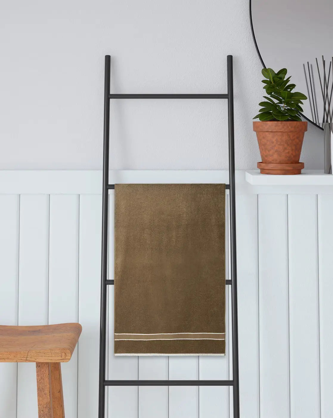 Portico New York 550GSM Luxuria Bath Towel 150 cm x 75 cm - grahsajja