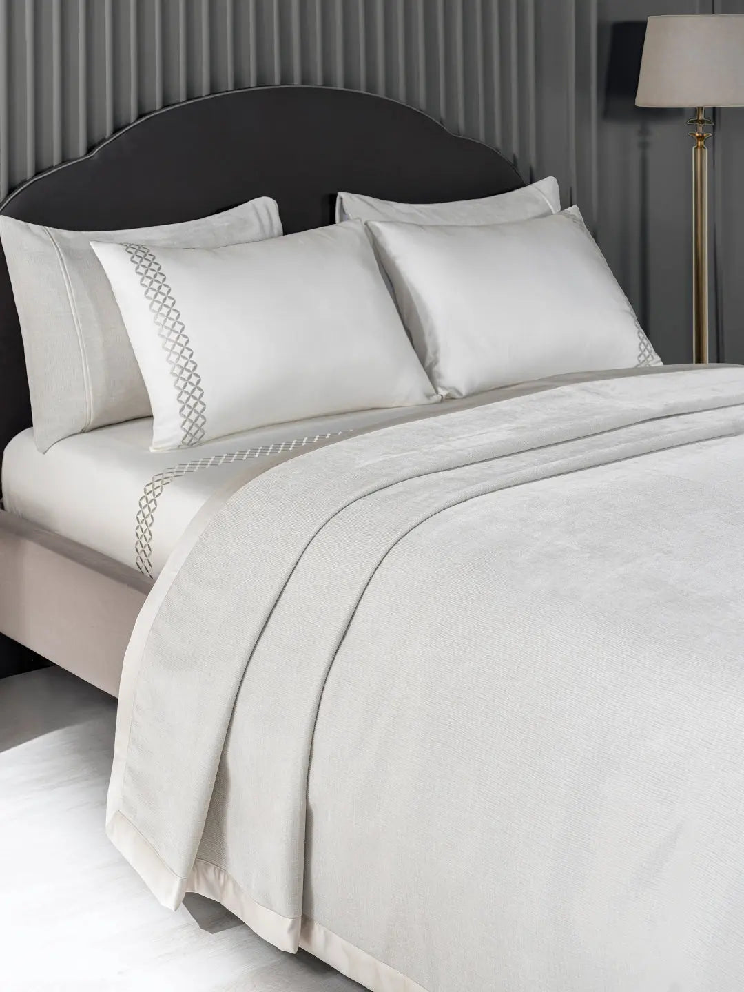 D'decor Beautiful Living Celestia Collection  Moonstone D'Decor