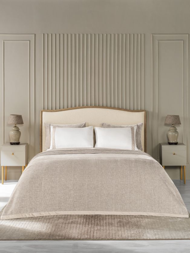 D'decor Beautiful Living Celestia Collection  CHAMPAGNE SAND