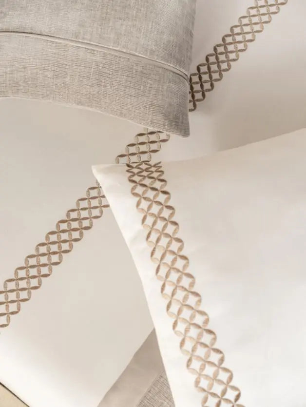 D'decor Beautiful Living Celestia Collection  CHAMPAGNE SAND D'Decor