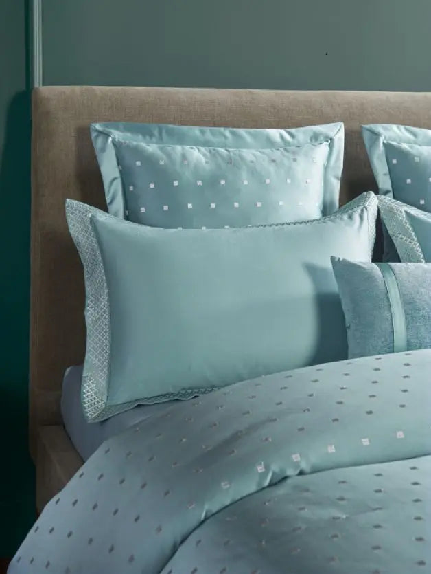 Ddecor Live Beautiful Luxor Collection Bedding Gift 7pcsSet Sanders Sky D'Decor