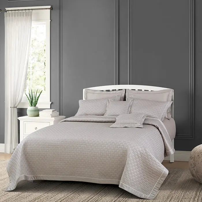 Regal Collection Premium Quilted Bedcover King Size Taupe - grahsajja