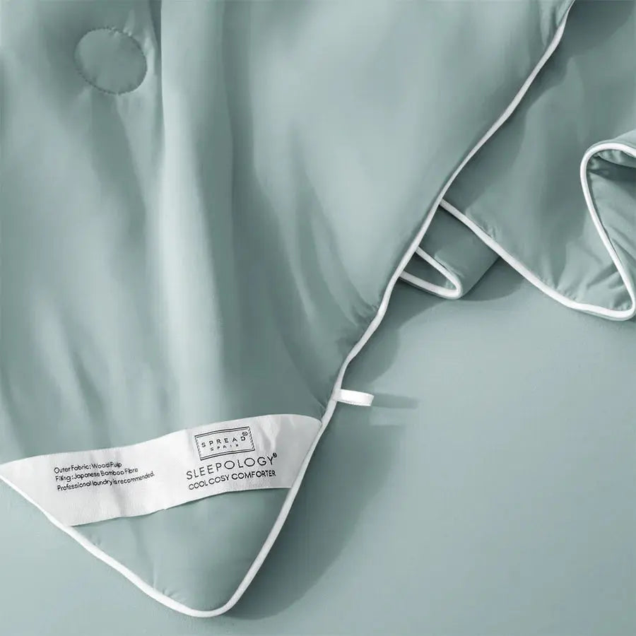 Sleepology Temprature control Quilt | Mint SPREAD HOME PROD PVT LTD.