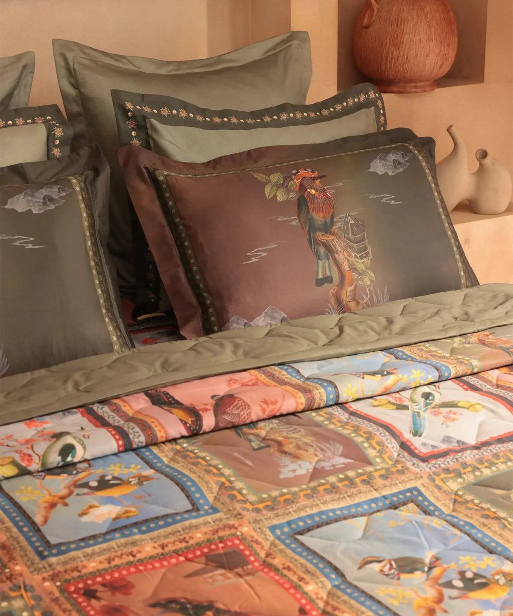 Shivan & Narresh for myTrident King Bedsheet with 4 pillow covers, 400TC, HUTUTI Trident