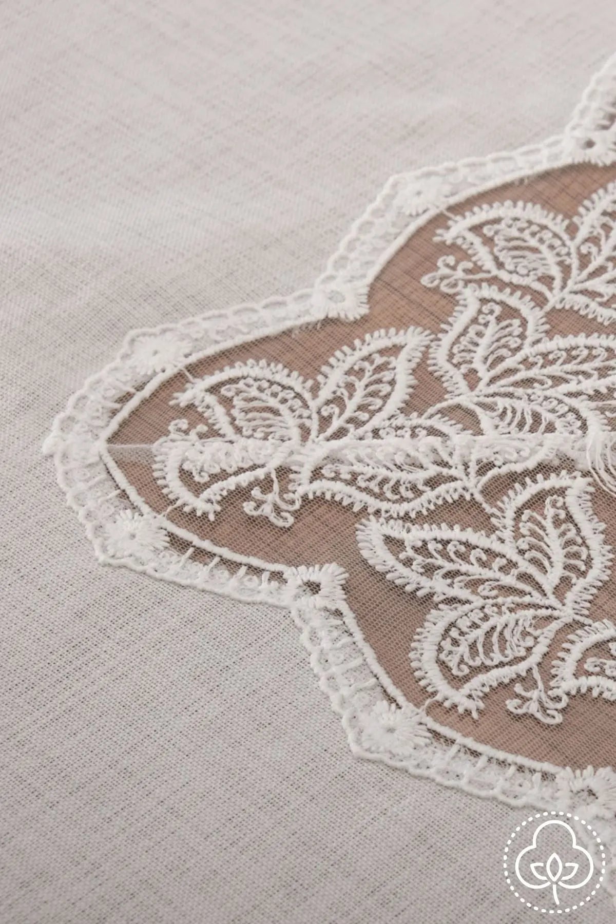 Finezza Table Cover 6-8 seater 160x230 cm Rectangular White Finezza