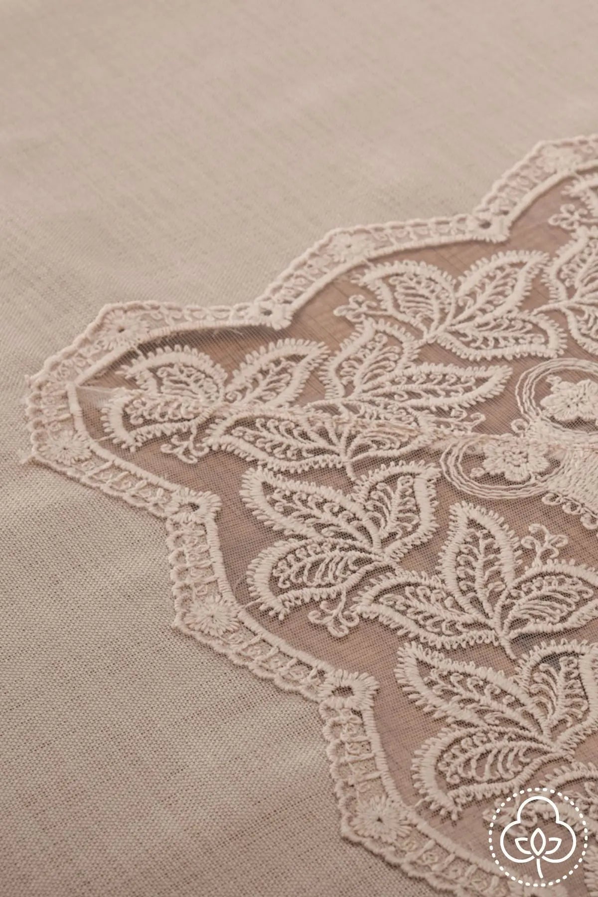 Finezza Table Cover 6-8 seater 160x230 cm Rectangular Brown Finezza