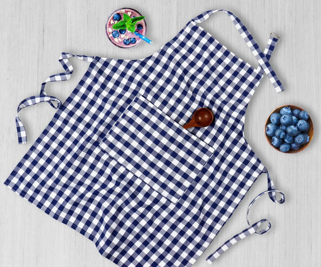 Linen bib apron in Blue gingham - grahsajja