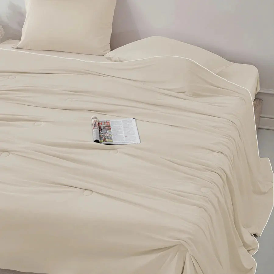 Sleepology Temprature control Quilt | Smoke SPREAD HOME PROD PVT LTD.