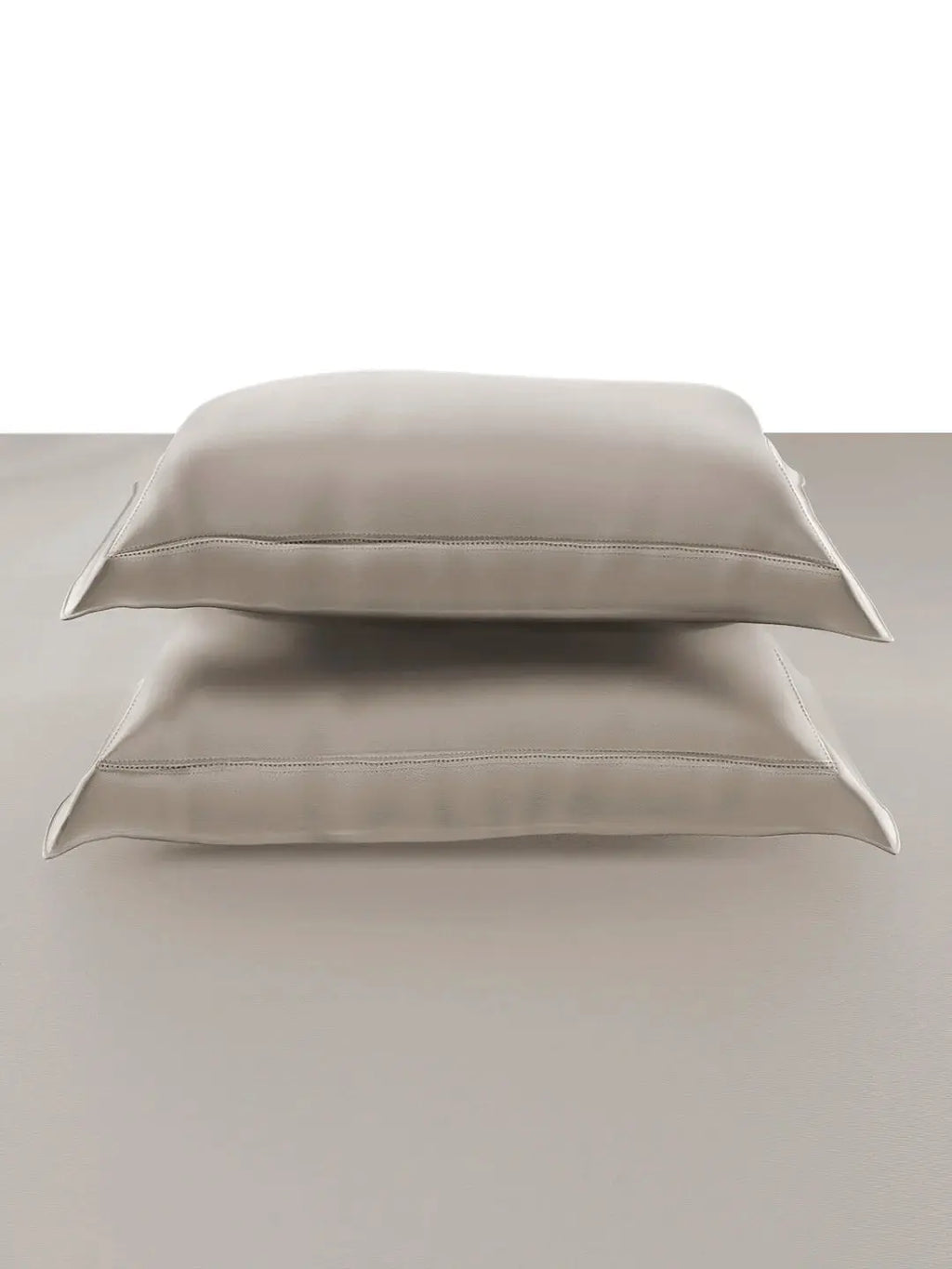Plain Bedsheet P002 Cloud Grey By (Sansaar A D'decor Brand) Sansaar A D'decor Brand