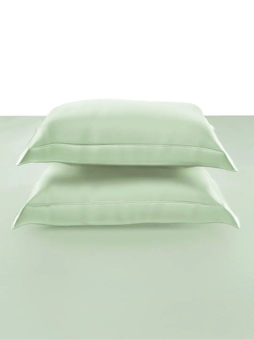 Plain Bedsheet P002 GreenGrape By (Sansaar A D'decor Brand) Sansaar A D'decor Brand