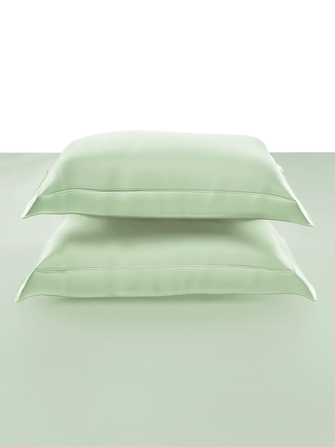 Plain Bedsheet P002 GreenGrape By (Sansaar A D'decor Brand)