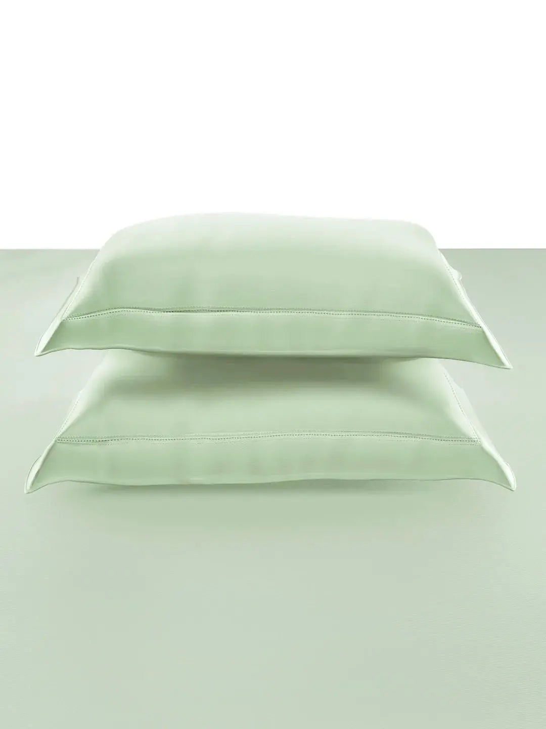 Plain Bedsheet P002 GreenGrape By (Sansaar A D'decor Brand) Sansaar A D'decor Brand