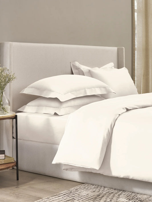 Plain Bedsheet P002 Snow White By (Sansaar A D'decor Brand)